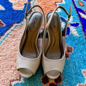 Lifestride Taupe Slingbacks Heels